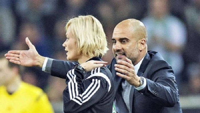 Найкрасивіші жінки-судді зі світу футболу (13 фото) – фото 3