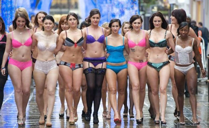 Смішні дівчата. Частина 8 (66 фото) – фото 22