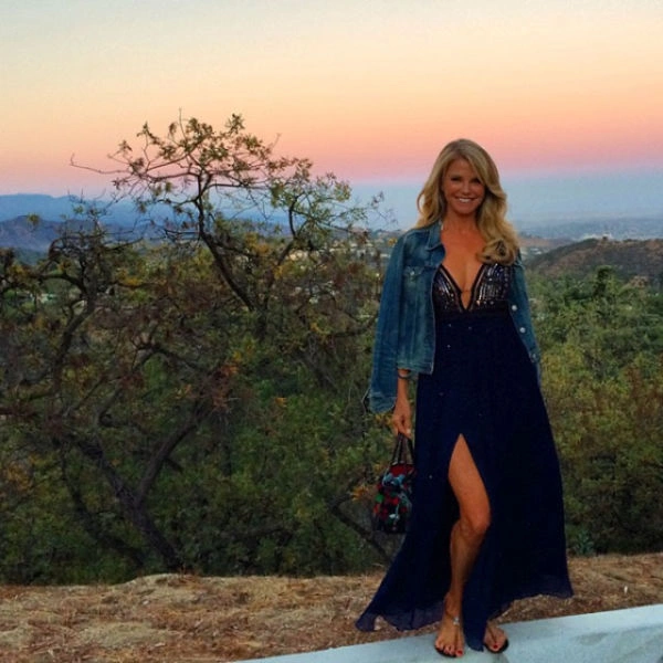 Вгадайте, скільки років цій дівчині (25 фото) – фото 23