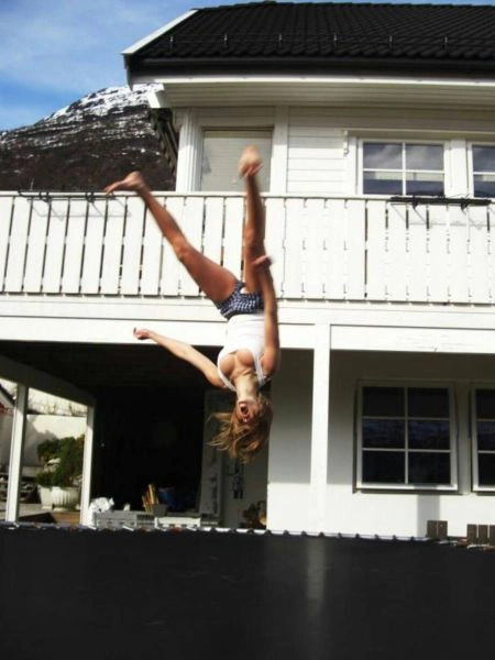 Смішні дівчата. Частина 6 (68 фото) – фото 32