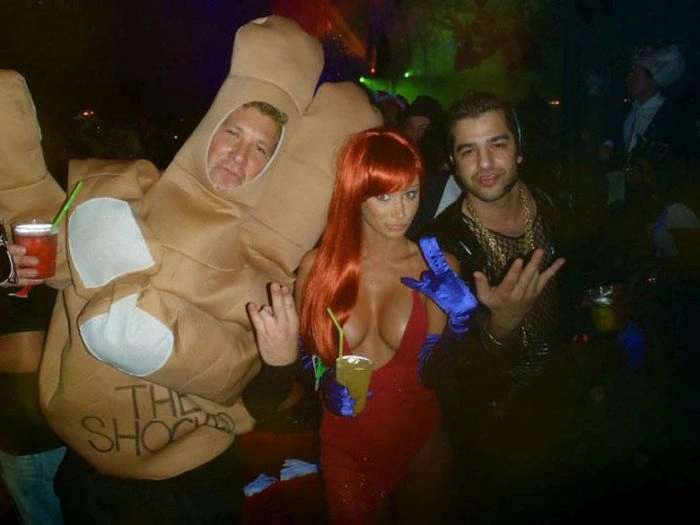 Сара Джин Андервуд приміряє костюми для косплею (66 фото) – фото 25