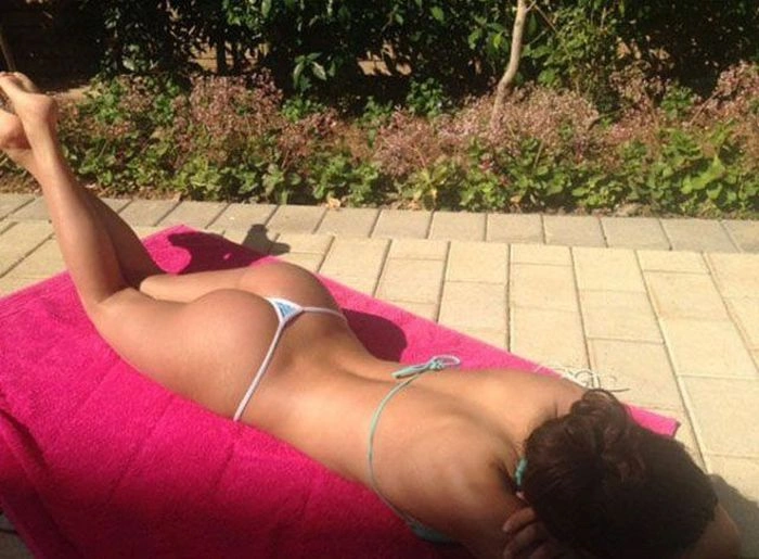 Сексуальні сідниці струнких дівчат (72 фото) – фото 6