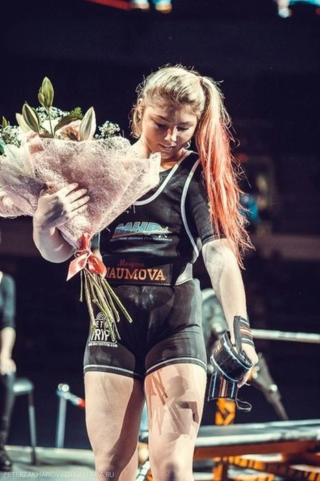 15-річна росіянка підняла штангу вагою 145 кг (25 фото) – фото 12