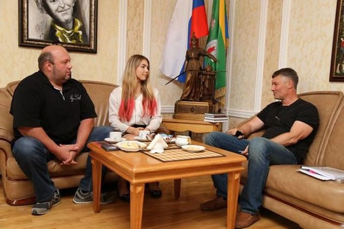 15-річна росіянка підняла штангу вагою 145 кг (25 фото) – фото 14