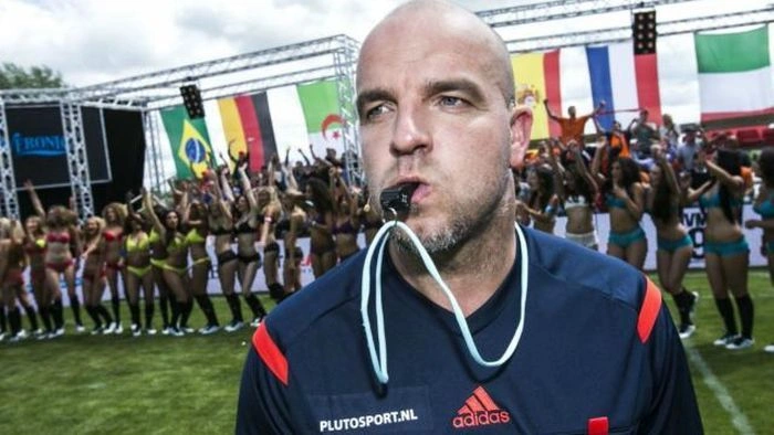 Чемпіонат світу з футболу у нижній білизні (24 фото) – фото 22