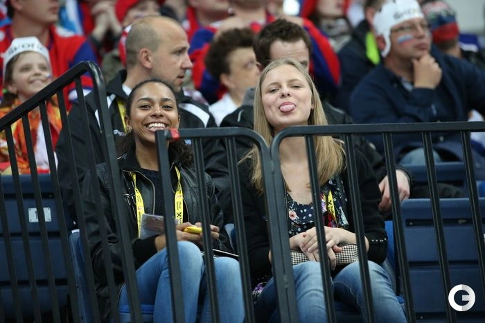 Привабливі вболівальниці чемпіонату світу з хокею в Мінську (24 фото) – фото 2