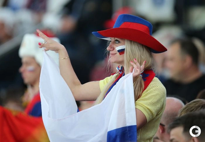 Привабливі вболівальниці чемпіонату світу з хокею в Мінську (24 фото) – фото 10