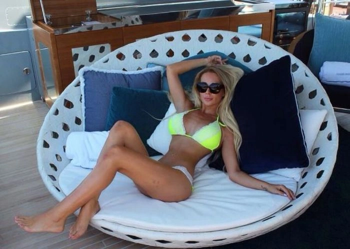 Дівчата в бікіні на завершення літа (50 фото) – фото 49