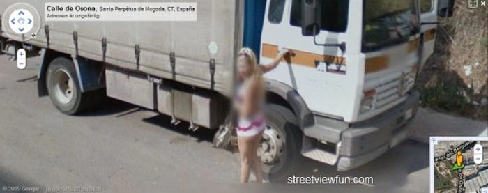 Дівчата на Google Street View (39 фото) – фото 6