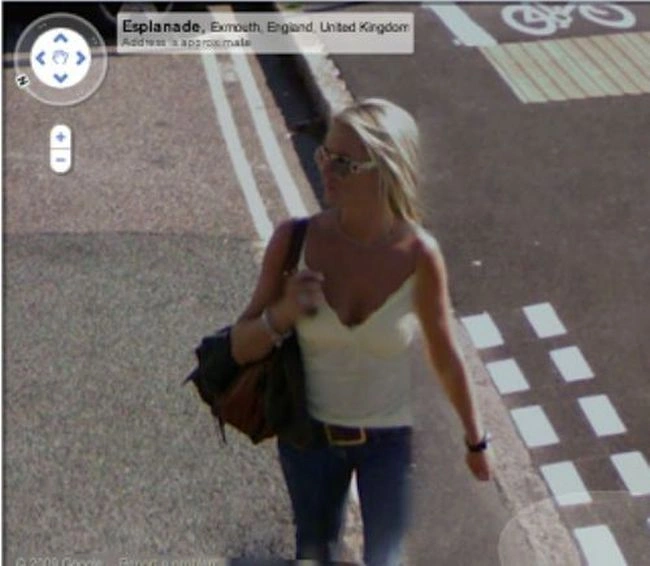 Дівчата на Google Street View (39 фото) – фото 13