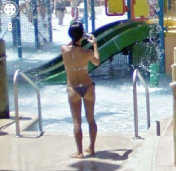 Дівчата на Google Street View (39 фото) – фото 21
