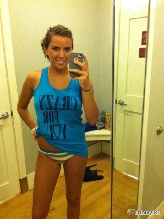 Дівчата перед дзеркалом (44 фото) – фото 17