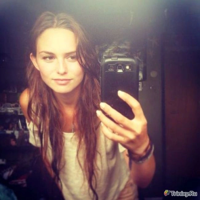 Дівчата перед дзеркалом (44 фото) – фото 23