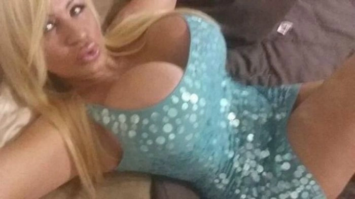 Кандидатка на звання володарки найбільшої груди в світі (21 фото) – фото 10