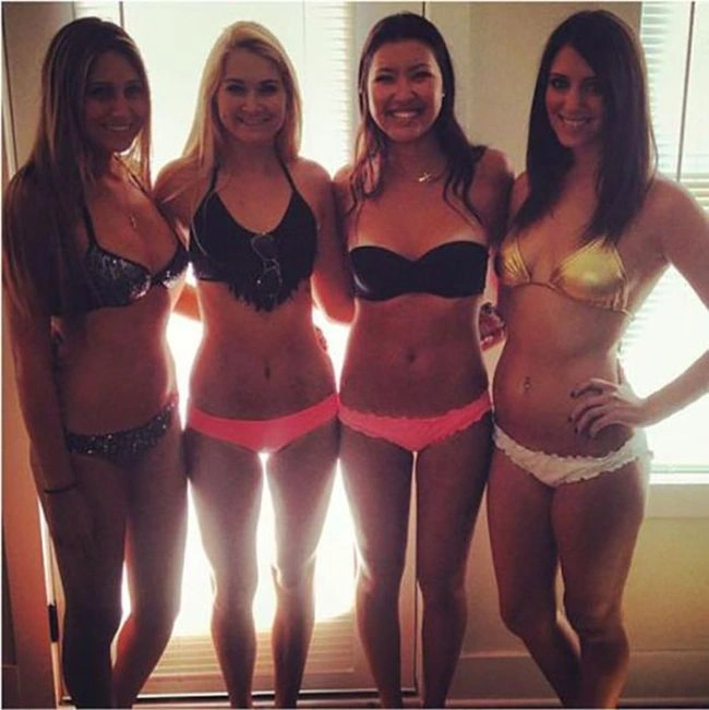 Чарівні дівчата в бікіні (44 фото) – фото 15