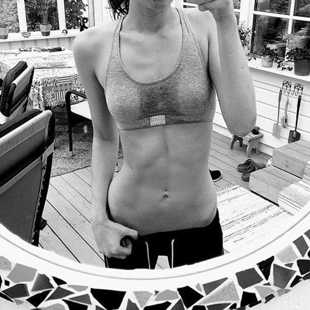 Спортивні дівчата у відмінній фізичній формі (28 фото) – фото 20