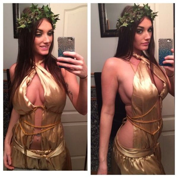 Худі дівчата з великими грудьми (44 фото) – фото 36