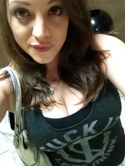 Худі дівчата з великими грудьми (46 фото) – фото 16