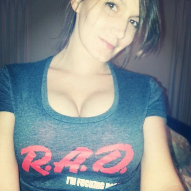 Худі дівчата з великими грудьми (46 фото) – фото 32