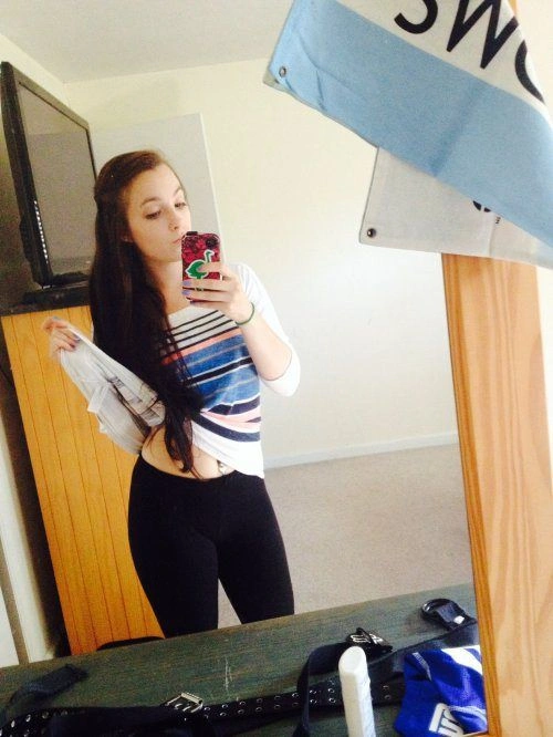 Гарні дівчата і дзеркало (44 фото) – фото 35