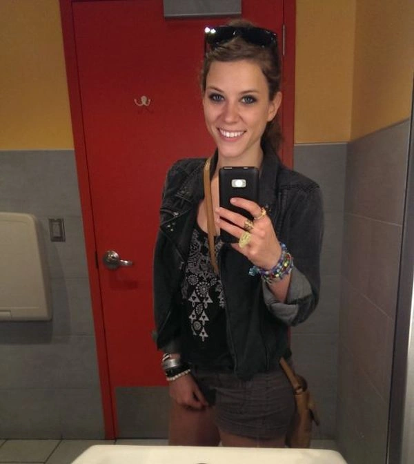 Гарні дівчата і дзеркало (44 фото) – фото 42