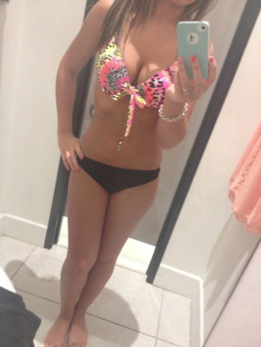 Дзеркальні "арбалети" привабливих дівчат (30 фото) – фото 3