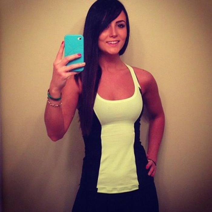 Дзеркальні "арбалети" привабливих дівчат (30 фото) – фото 12