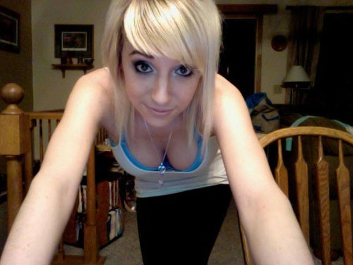 Дівчата в сексуальних позах (40 фото) – фото 5