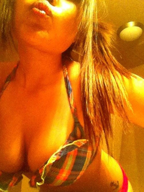 Дівчата в сексуальних позах (40 фото) – фото 23