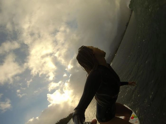 Алана Бланчард - професійна серфінгістка (40 фото) – фото 19