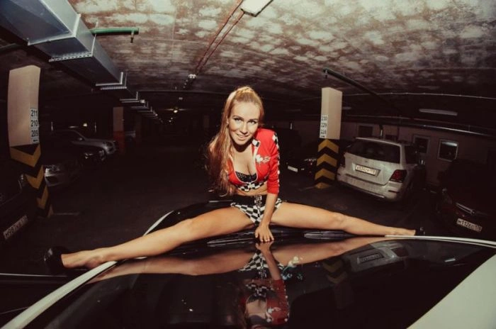 Сексуальні дівчата та красиві автомобілі (52 фото) – фото 5