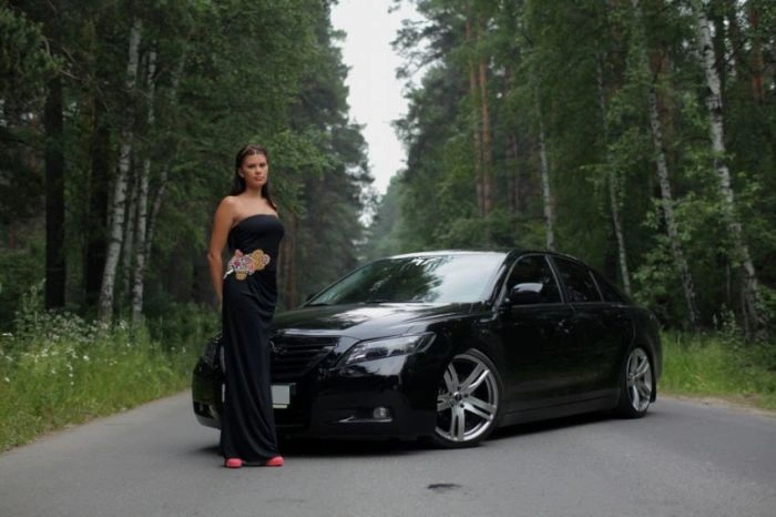 Сексуальні дівчата та красиві автомобілі (52 фото) – фото 32