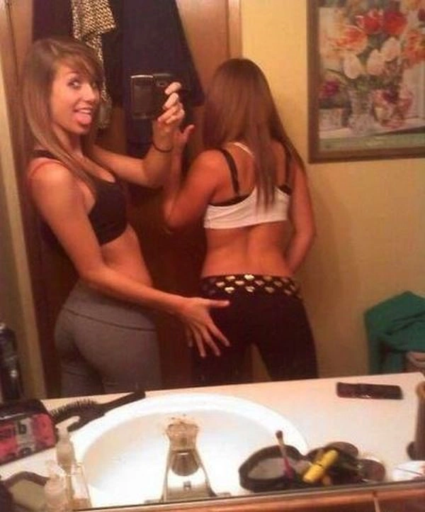 Спортивні дівчата в обтягуючих лосинах (60 фото) – фото 1