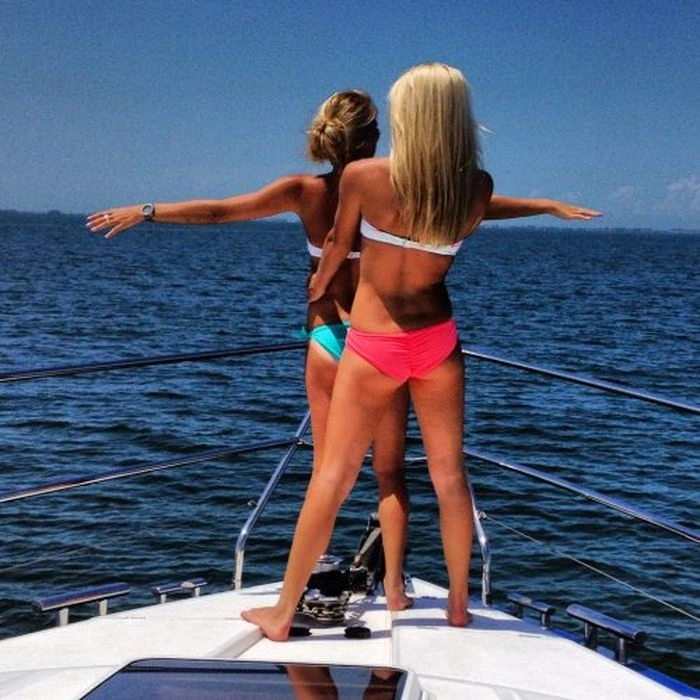 Дівчата. Вигляд ззаду (50 фото) – фото 7