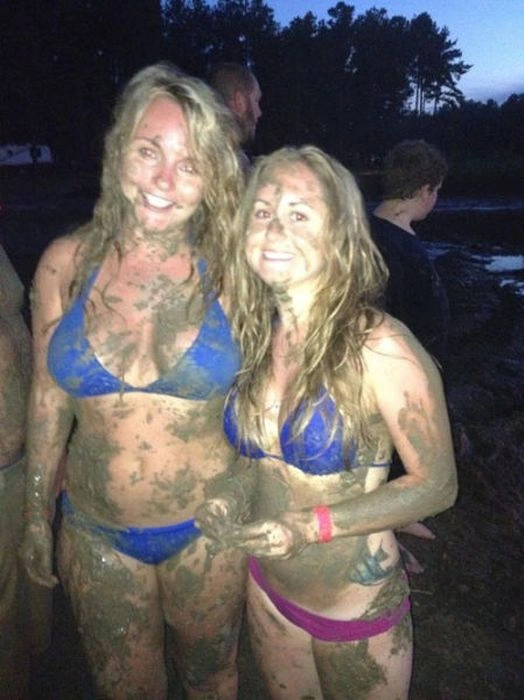 Дівчата в бруді (30 фото) – фото 25