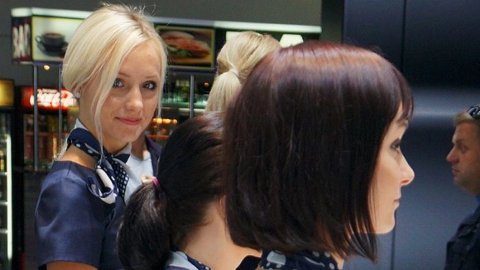 Дівчата Московського Міжнародного автомобільного салону (31 фото) – фото 1