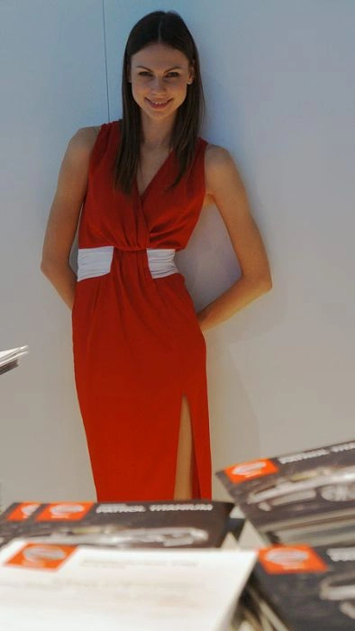 Дівчата Московського Міжнародного автомобільного салону (31 фото) – фото 19