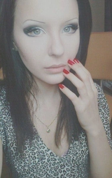 Жива лялька з України Анастасія Шпагіна (27 фото) – фото 2