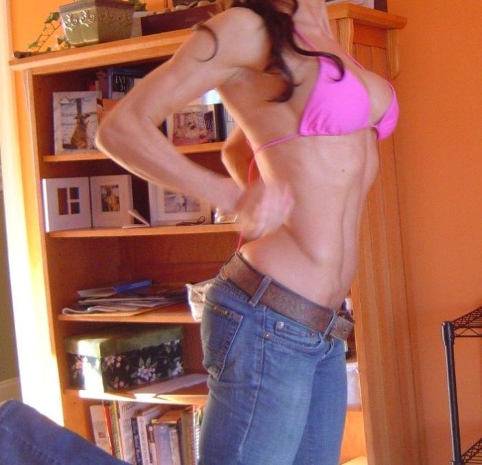 Спробуйте вгадати вік цієї стрункої дівчини (37 фото) – фото 12