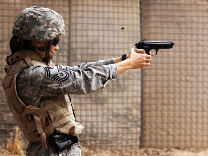 Зброя обличчям до обличчя (42 фото) – фото 20