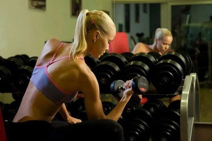 Антонія Місура - спортсменка-баскетболістка з витонченим стилем (25 фото) – фото 4