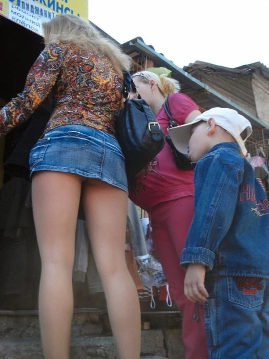 Ніжний вітерець і дівчата в міні-спідницях (29 фото) – фото 15