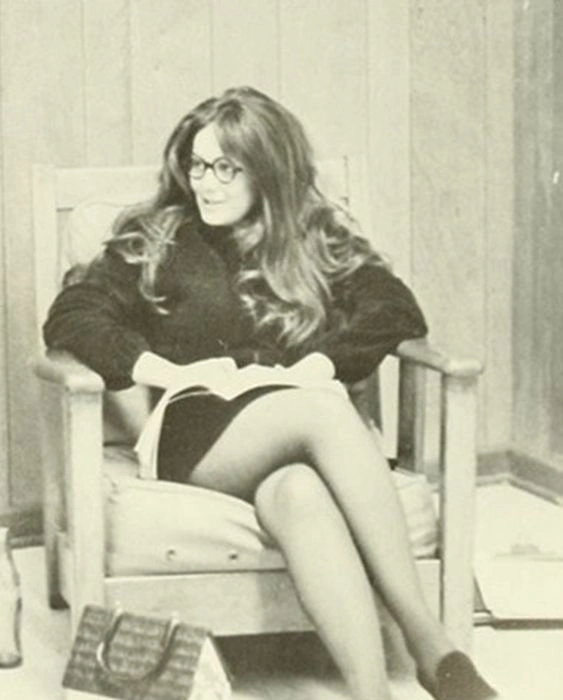 Короткі спідниці з минулого (107 фото) – фото 21