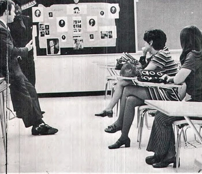 Короткі спідниці з минулого (107 фото) – фото 53