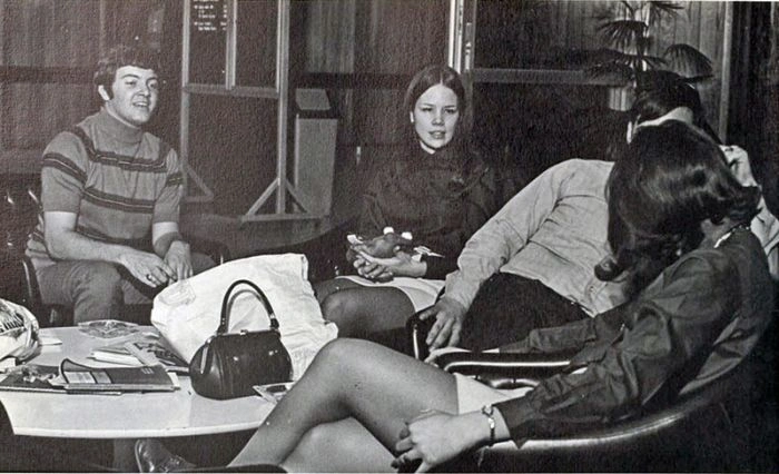 Короткі спідниці з минулого (107 фото) – фото 55