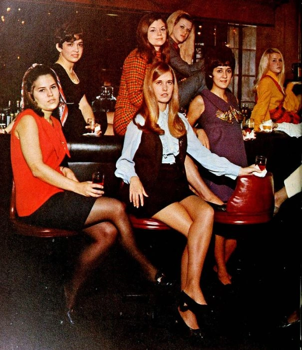 Короткі спідниці з минулого (107 фото) – фото 84