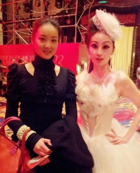 Дівчина "жива лялька" з Китаю (40 фото) – фото 3