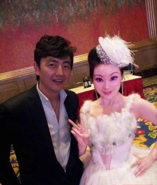 Дівчина "жива лялька" з Китаю (40 фото) – фото 31