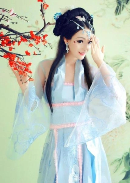 Дівчина "жива лялька" з Китаю (40 фото) – фото 32