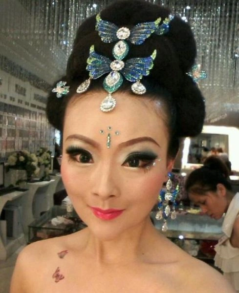 Дівчина "жива лялька" з Китаю (40 фото) – фото 37